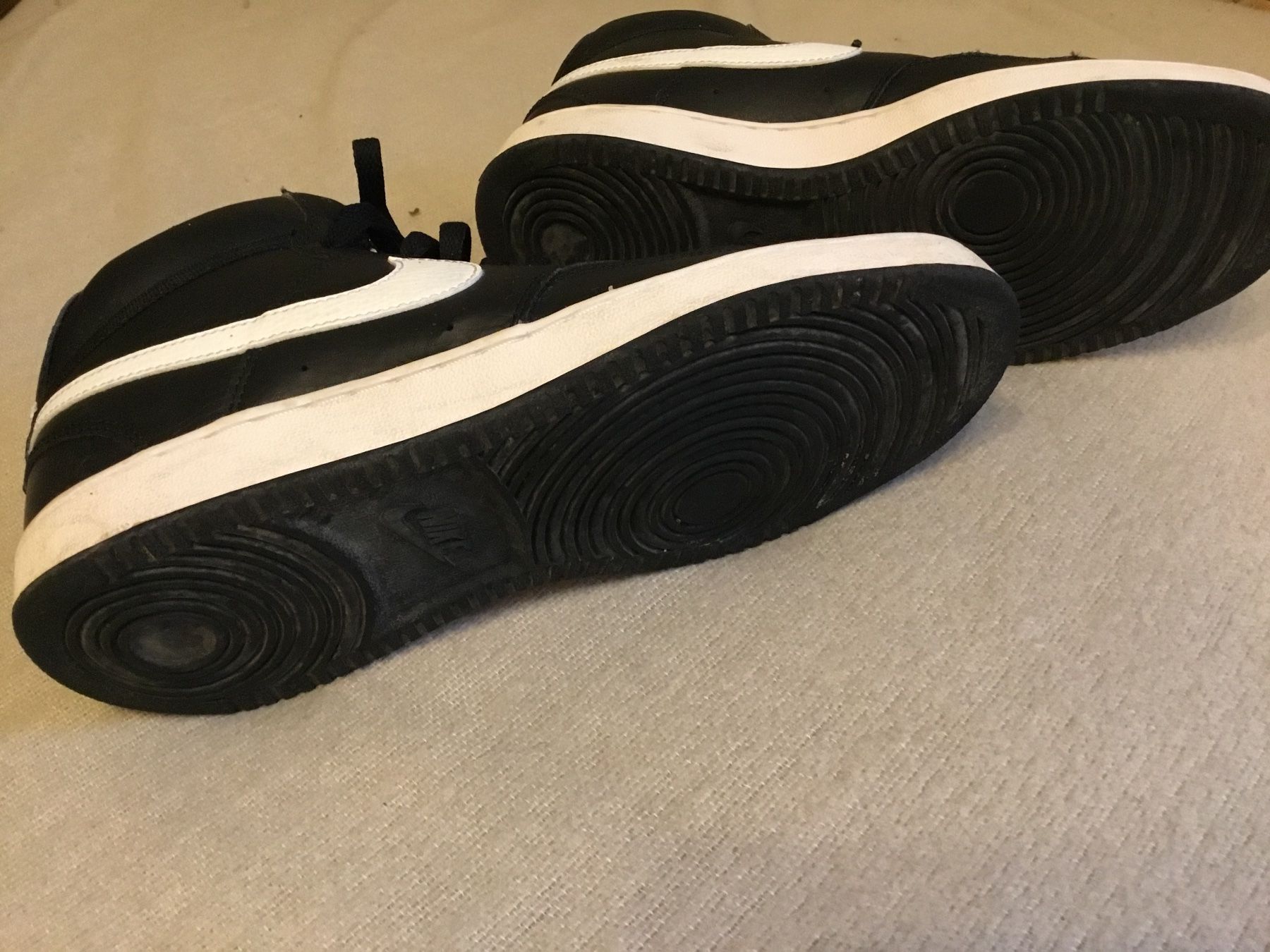 Nike Herrenschuhe: Nike Sneaker Gr. 40 oder 8,5 – Gebraucht aus Diessenhofen von quinto9 2
