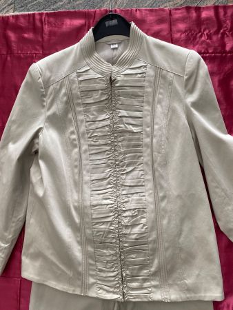 Extravagantes Hosen-Ensemble, beige, Jacke 44/Hose 40(20)