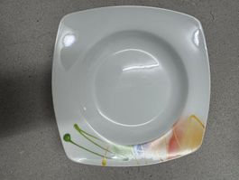 Finecasa Suppenteller, guter Zustand, zeitloses Design