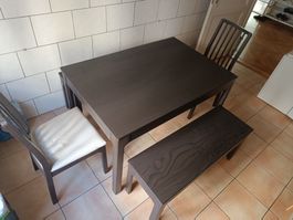 Table à manger extensible avec 2 chaises et deux bancs
