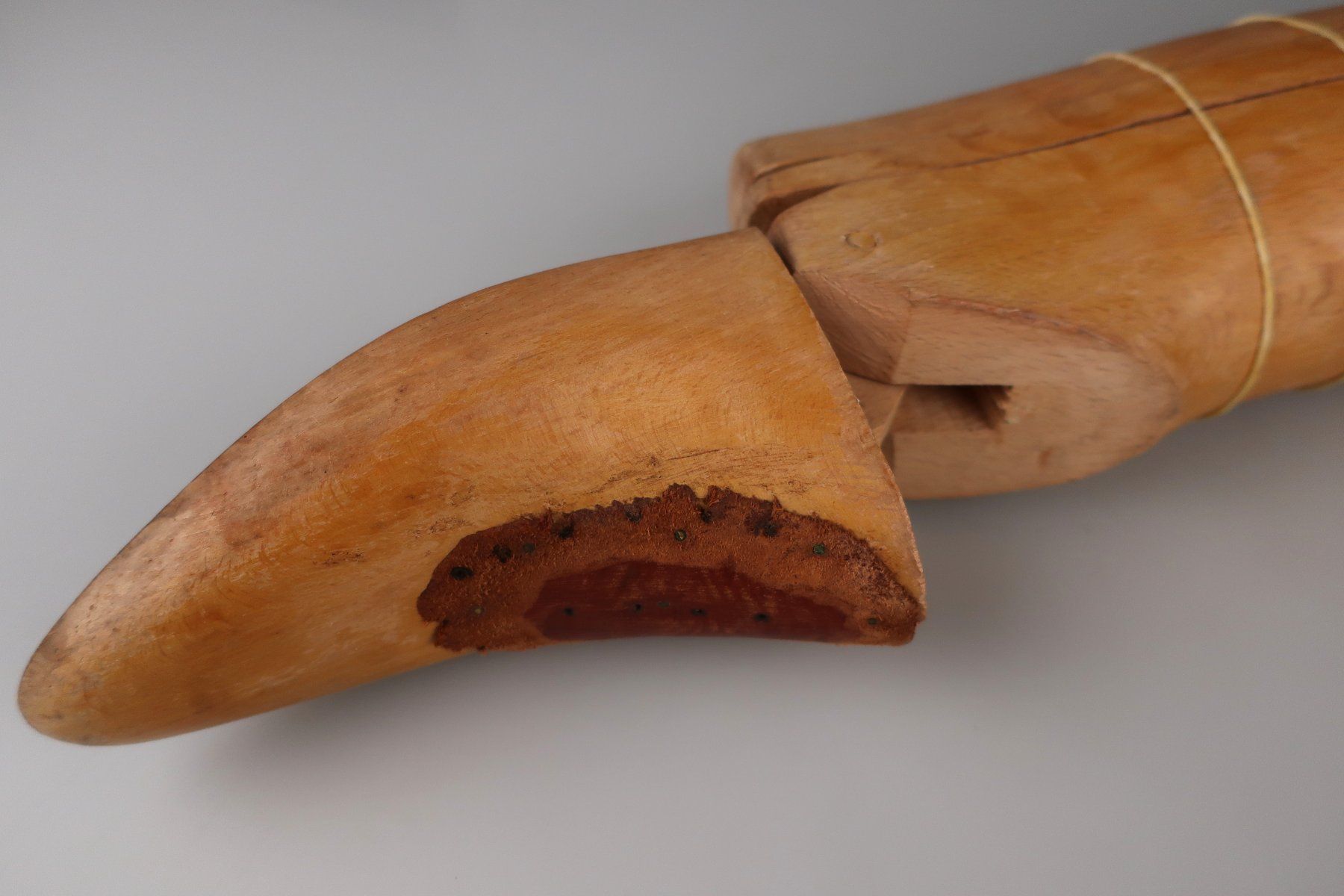 Tutti gli attrezzi: Antike Holz-Stiefelspanner – Usato da Volketswil venduto da brockipfannenstil 6