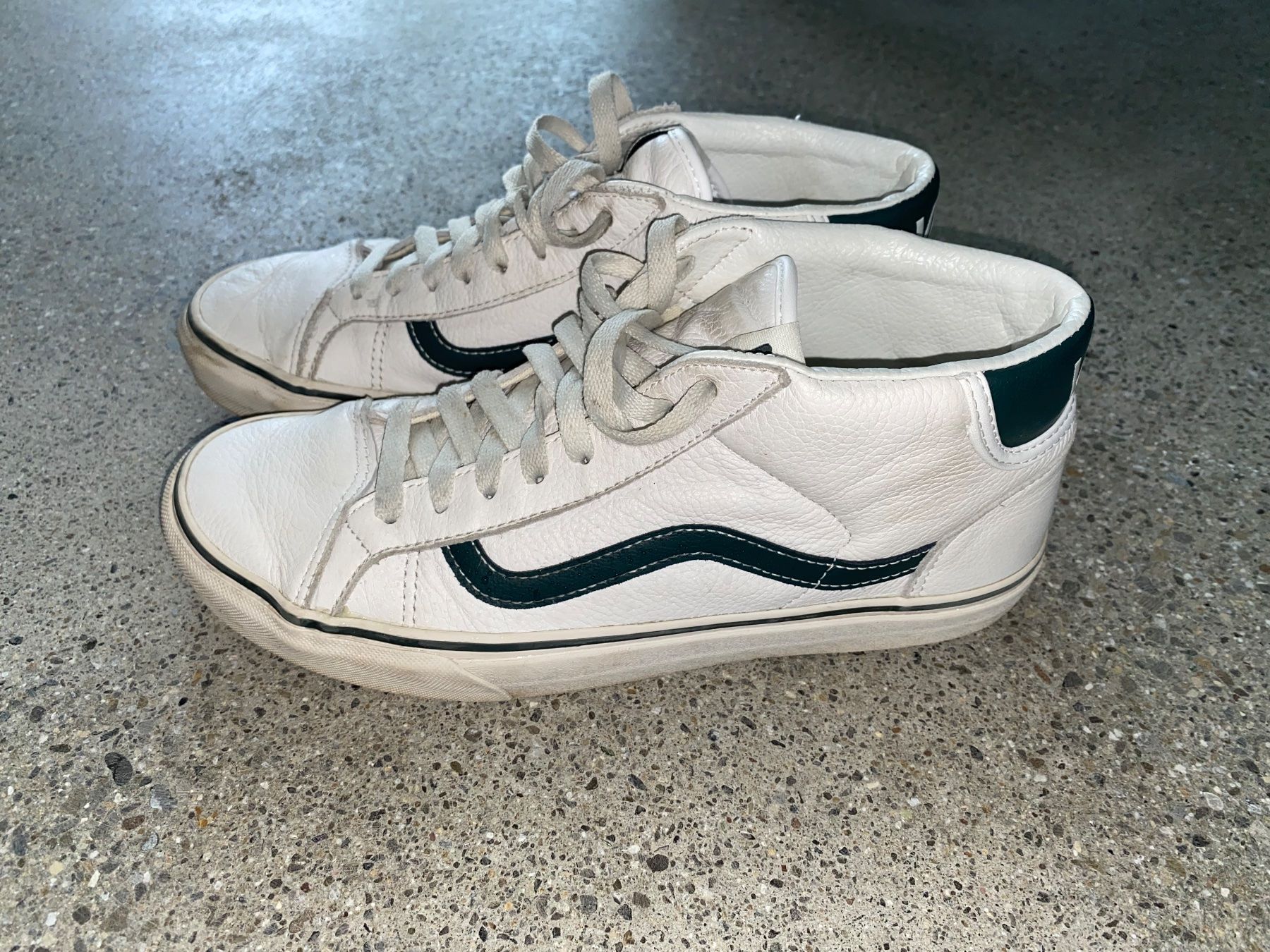 Vans Scarpe da uomo: Vans Mid Skool 77 Gr.43 Weiss – Usato da Mühlethal venduto da sam_rwg6