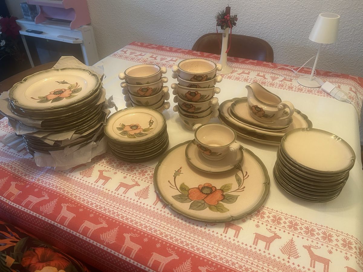 Villeroy & Boch Set di piatti: Service en porcelaine 66 pièces – Nuovo (secondo la descrizione) da Nyon venduto da Alflechat3