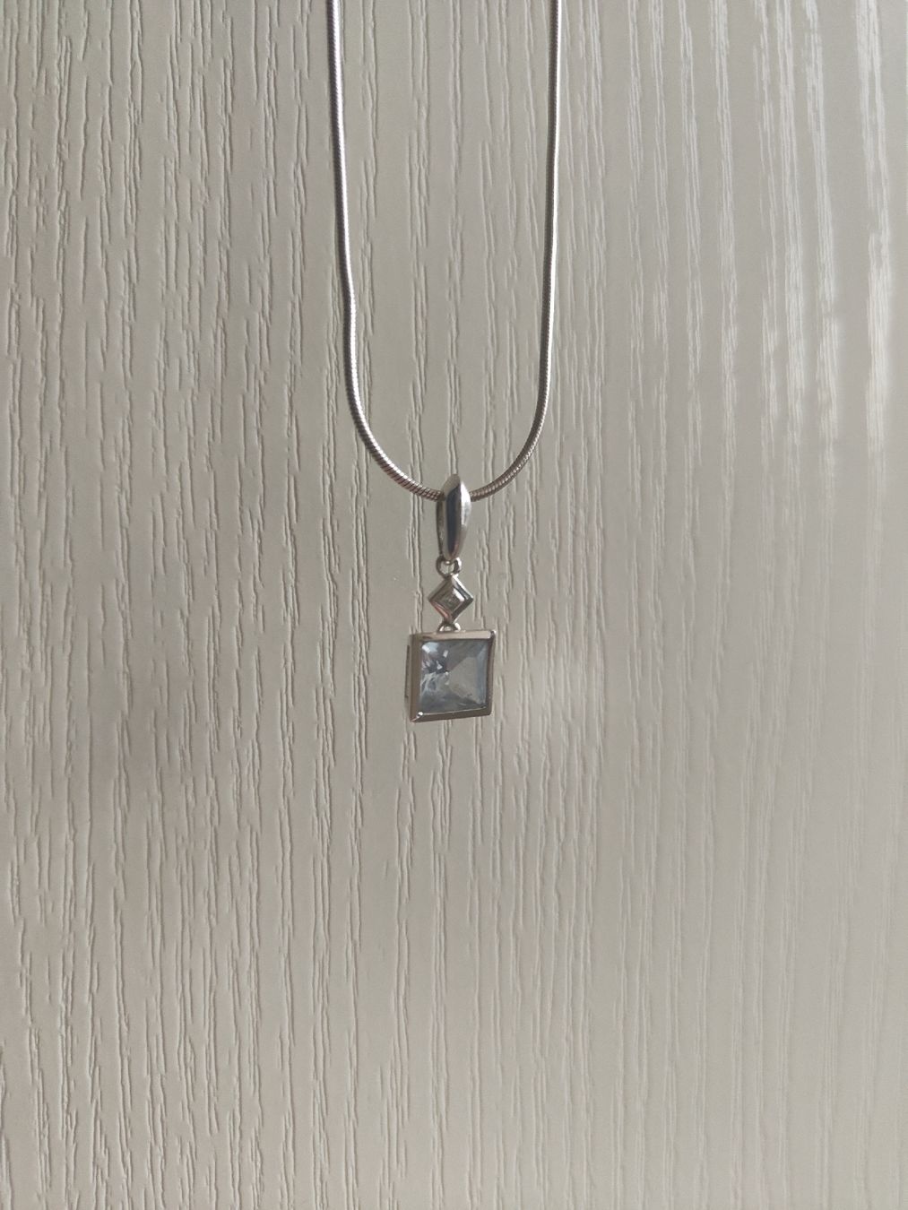 Catenine: Chaînette et son pendentif en argent sterling – Usato da Biel/Bienne venduto da notfun