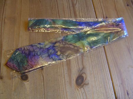 sehr schöne Batik-Kravatte, 100% Seide