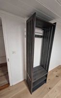 Garderobe Massivholz grau