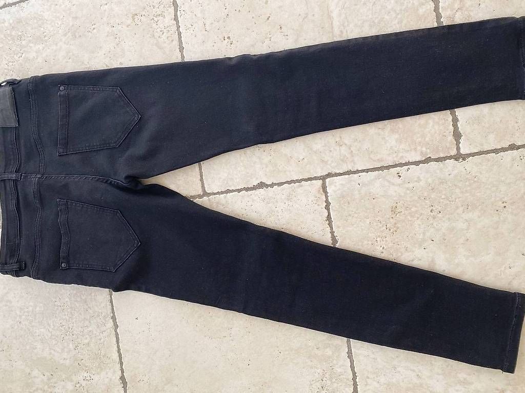 Jeans: Jeans homme noir – Usato da Echallens venduto da fayetrahel 1