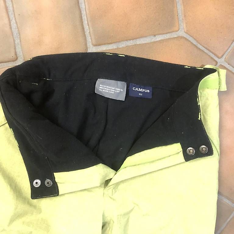 Pantaloni: Pantalon de ski - 152 – Usato da Sierre venduto da babibouchette01