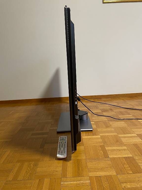Fernseher: TV Panasonic LCD - TX-L47ET5E – Gebraucht aus Mollis von Hit8 1