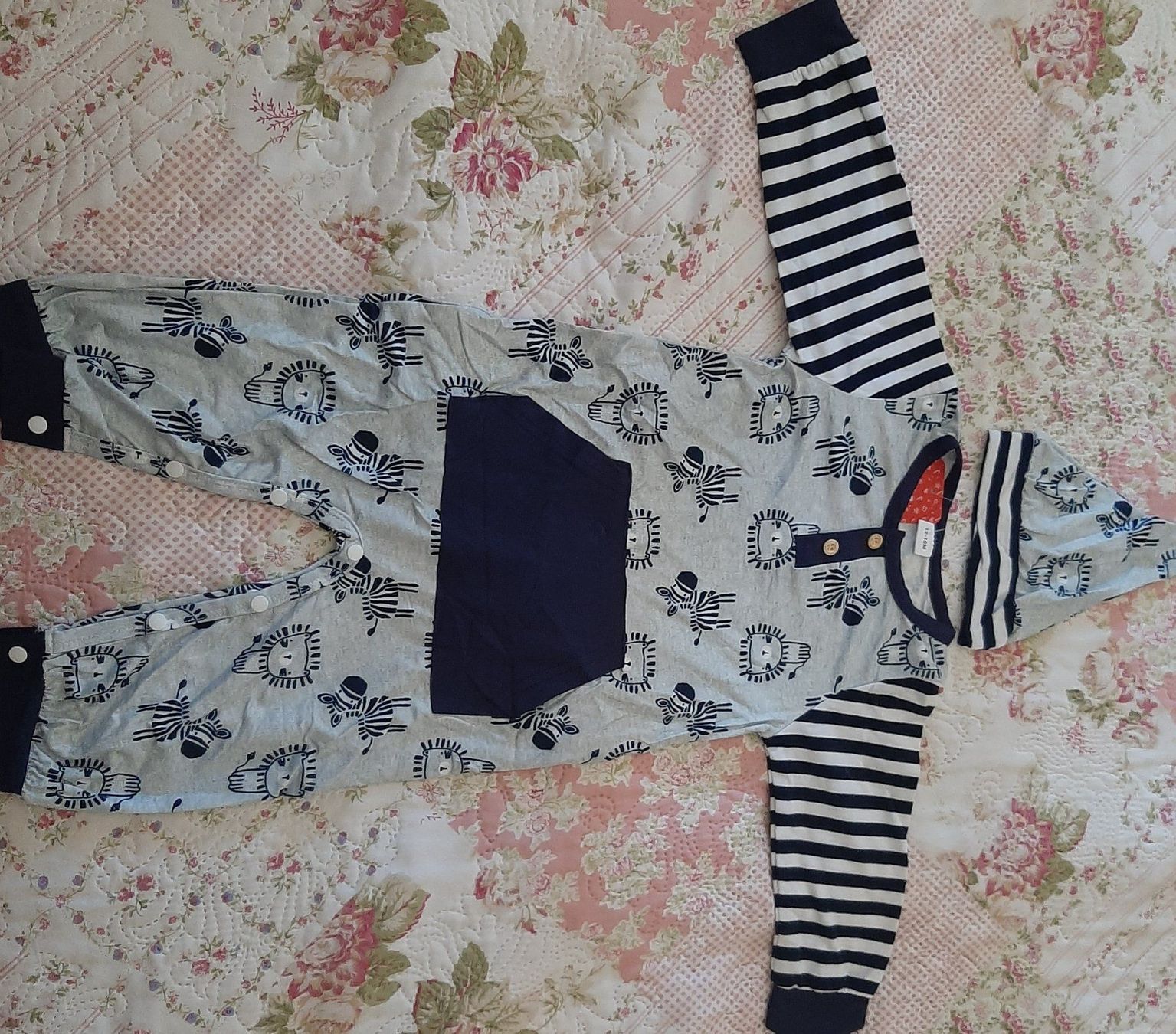 Pigiama & Simili: Babykleidung – Usato da Basel venduto da zaa_7ft5 1