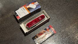 Victorinox SwissFlame 1.3705.FT rot neu in Originalbox