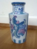 Vase mit Vogel und Blumen Motiv