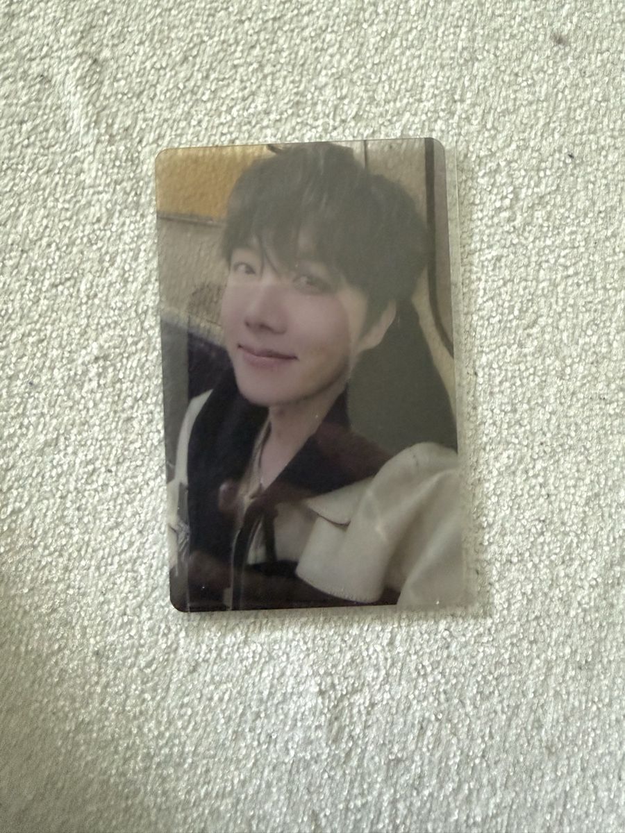 Cartoline: Photocard BTS J-Hope – Nuovo e nell'imballaggio originale da Castel San Pietro venduto da val_rm7