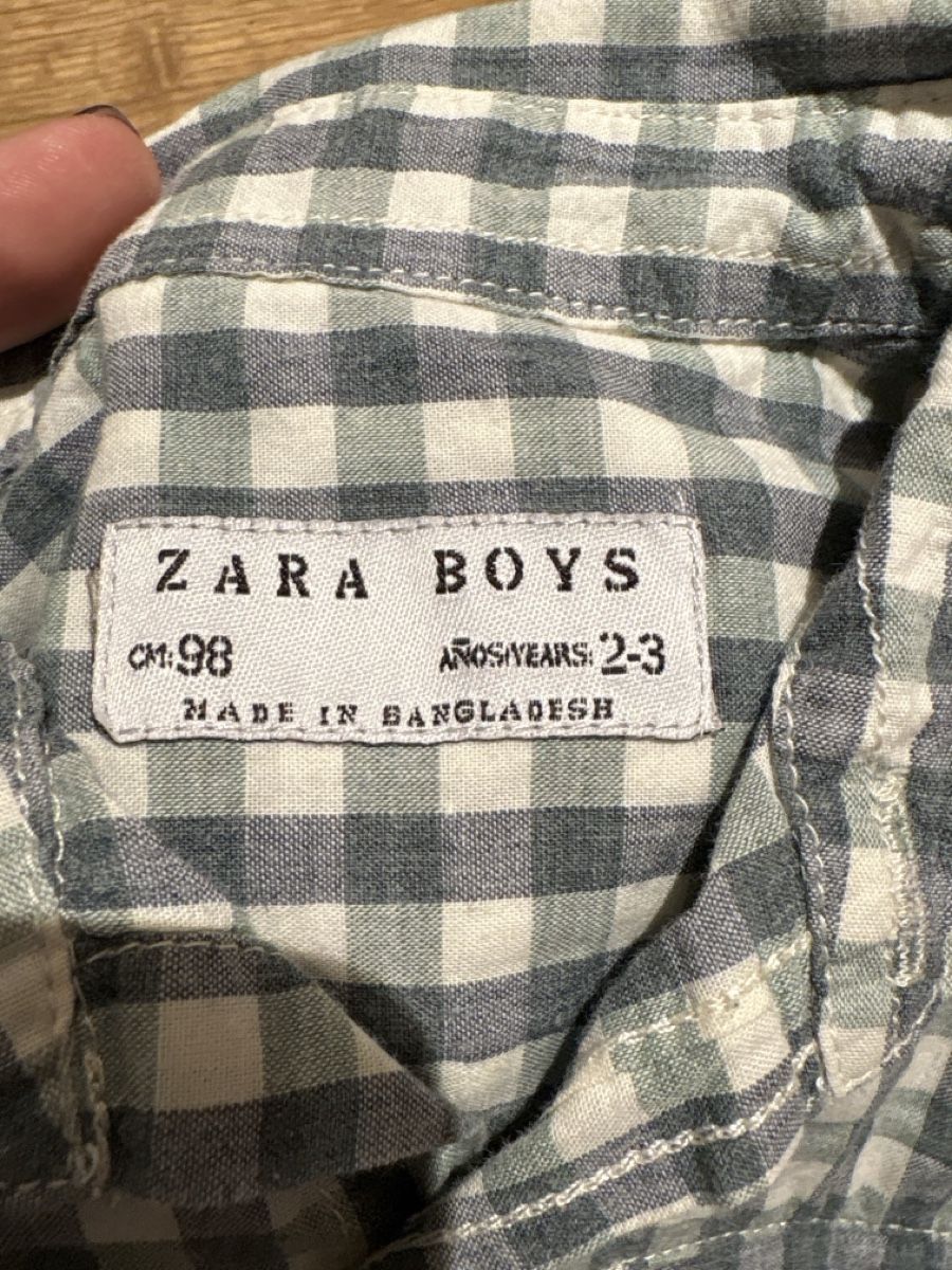 Zara Chemises, T-shirts & Polos: Jungenhemd 98 Zara – D'occasion à Birrhard par kristiii 2