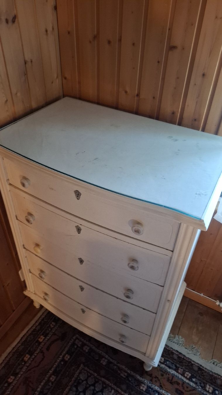 Kommoden: Shabby chic Kommode 60er Jahre – Gebraucht aus Ebnat-Kappel von Aibur 1