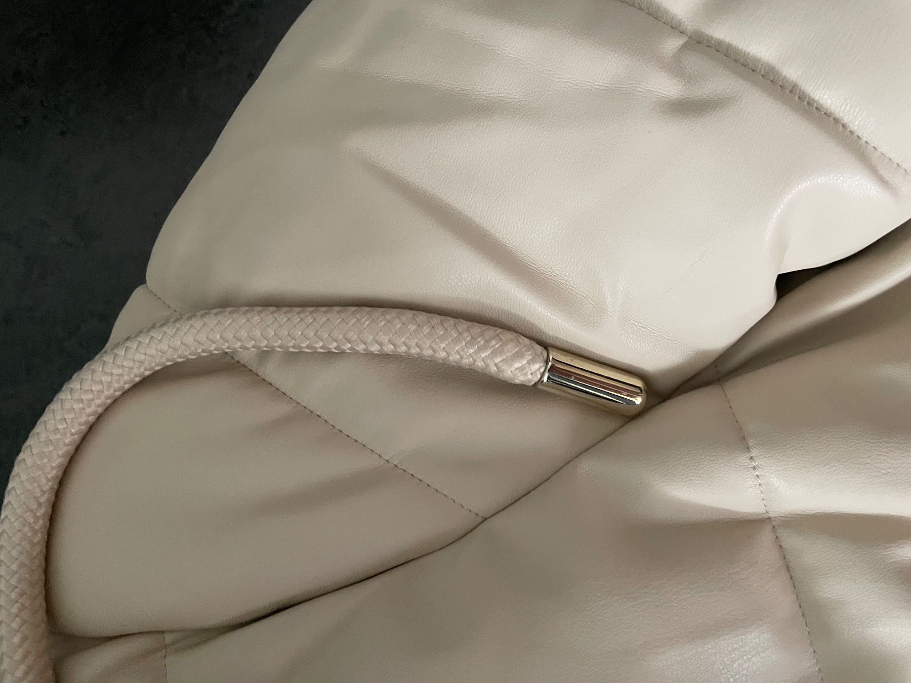 Zara Giacche: Zara Winter Jacke – Usato da Zürich venduto da Ivona3 3