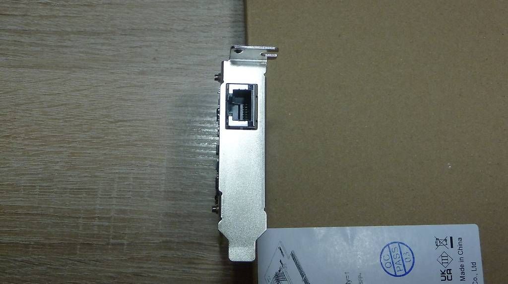Synology Server: Synology E10G18 - T1 – Usato da Rapperswil SG venduto da 1035f 3