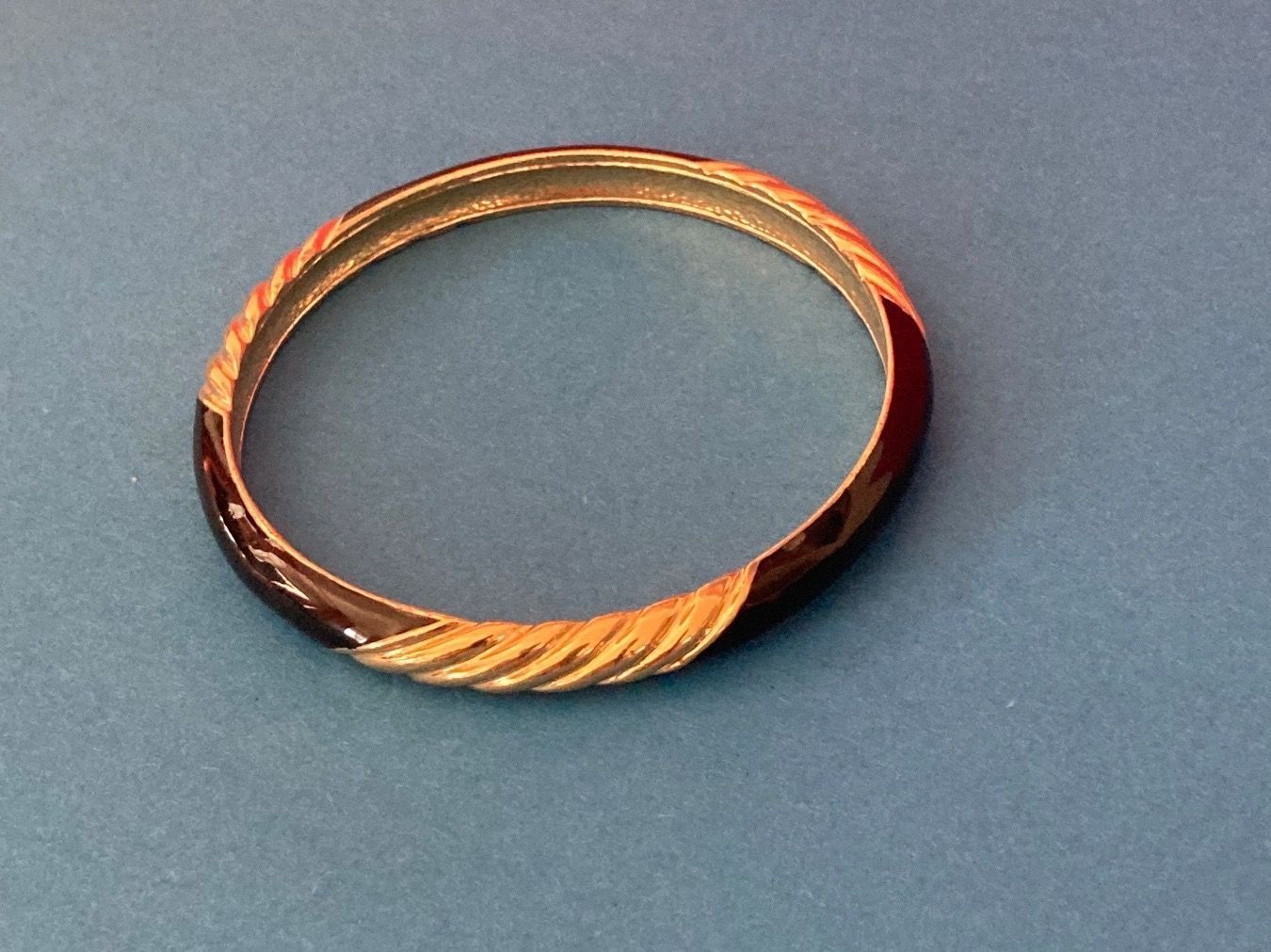 Bracciali & Braccialetti: Armband Vergoldet & Schwarz – Usato da Laufen venduto da Trendmarket 6