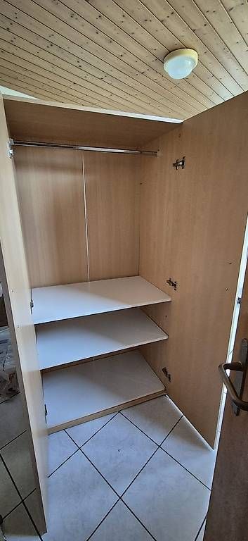 Armoires: 3-teiliger Kleiderschrank – D'occasion à Schwanden im Emmental par Jella1 1
