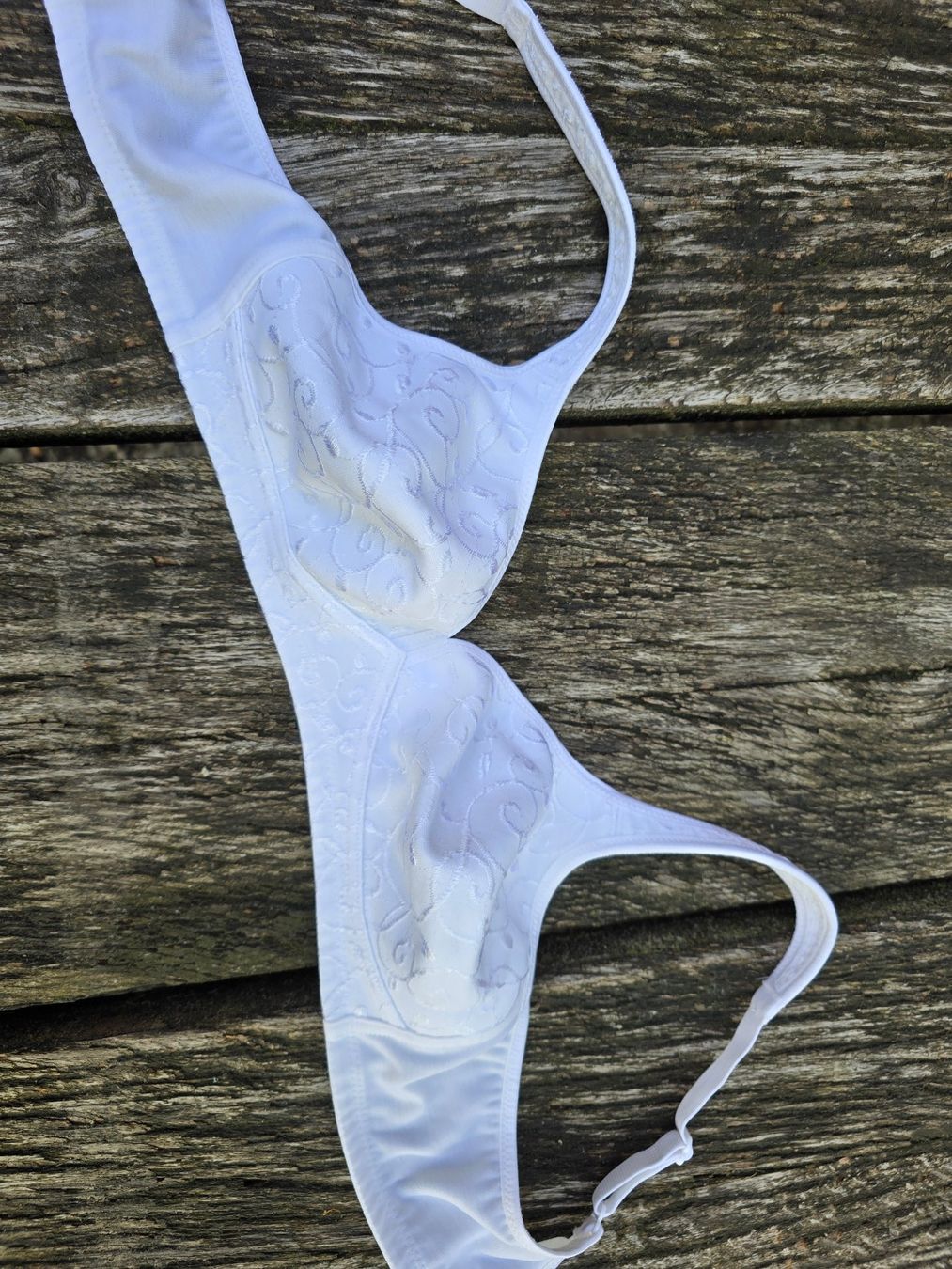 Triumph Altra biancheria intima: Kleidung: BH Triumph weiss 75 B – Nuovo (secondo la descrizione) da Romanshorn venduto da Rachacha 2