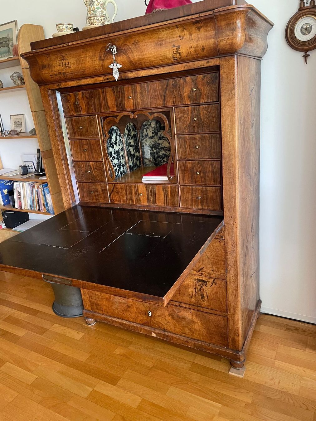 Schreibtische: Original Biedermeier Sekretär – Gebraucht aus Egg b. Zürich von issambre 1