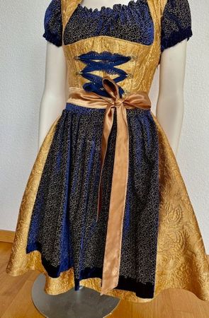 Exklusives Couture Dirndl - Unikat Jakob Schlaepfer Stoff
