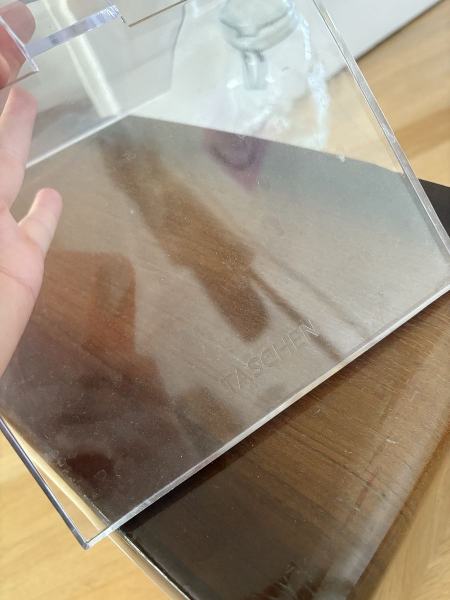 Tutte le decorazioni: TASCHEN Buchständer Plexiglas – Usato da Zürich venduto da ellegant_ 2