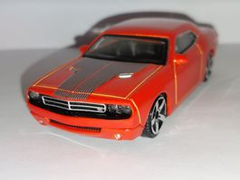 Bburago- Dogde Challenger Concept von 2006 - 1:43