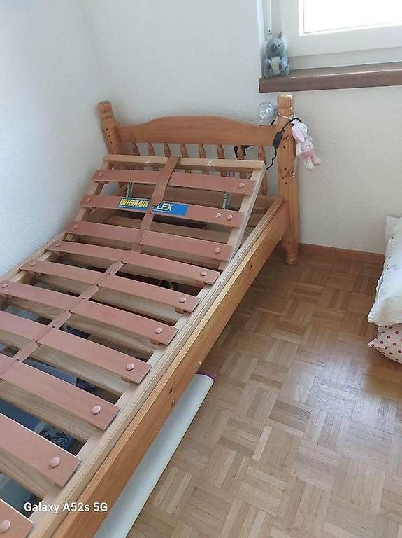 Letti: Bett mit Rost und Matraze 2x – Usato da Schöftland venduto da Stella 3