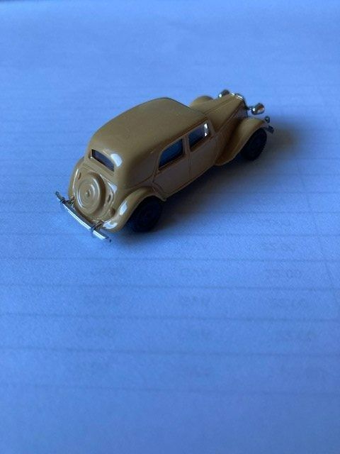 Citroën Modellini d'auto: Modèle 1/87 Citroën traction – Usato da Bursins venduto da Mr1968 3