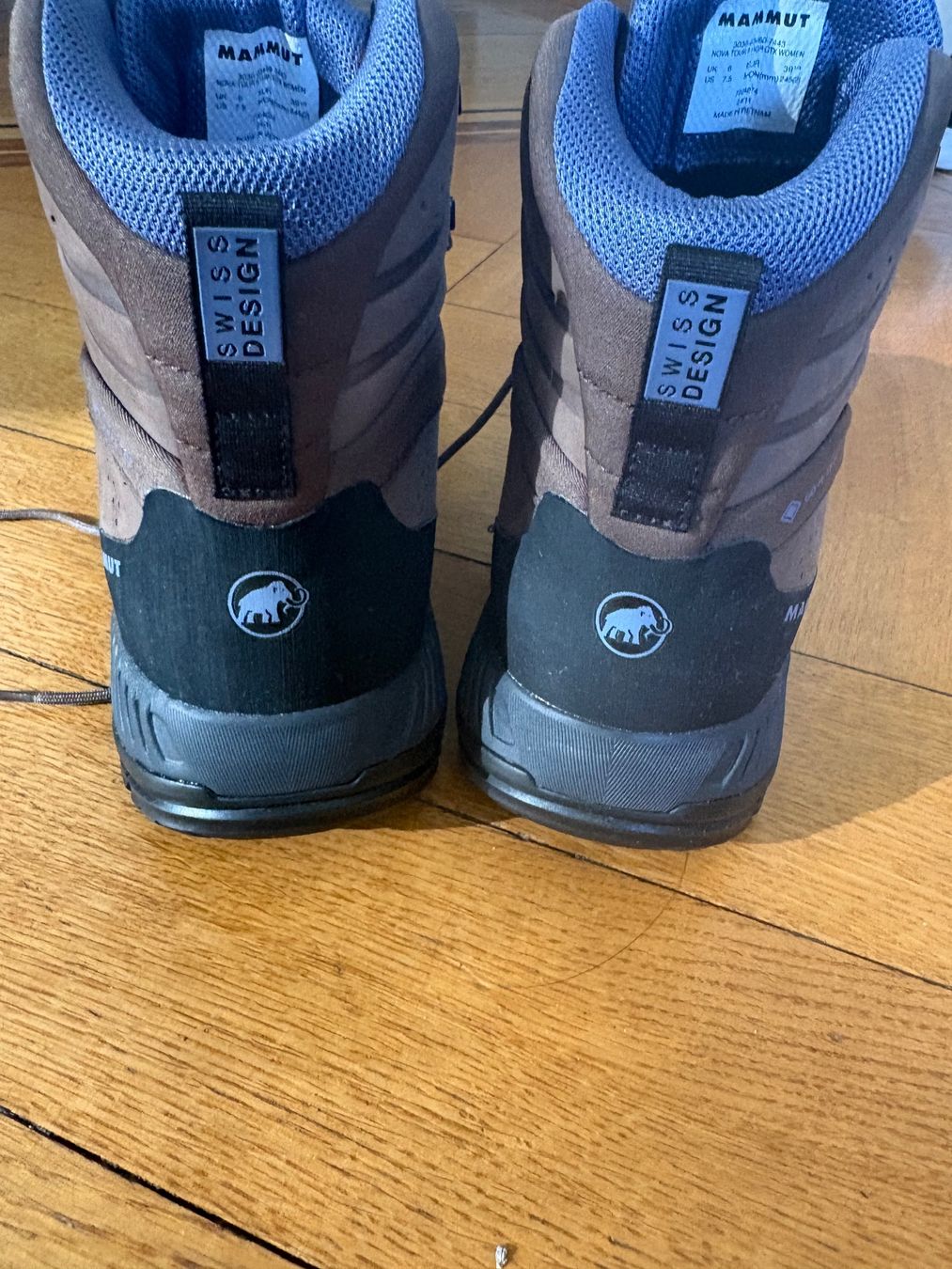 Mammut Chaussures femmes: Hiking boots mammut never worn – D'occasion à Vevey par ste_qf9c 1