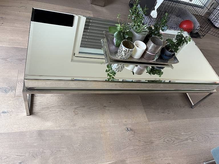 Tavoli: Salontisch aus Spiegelglas – Usato da Oberwil-Lieli venduto da onetwotree 1