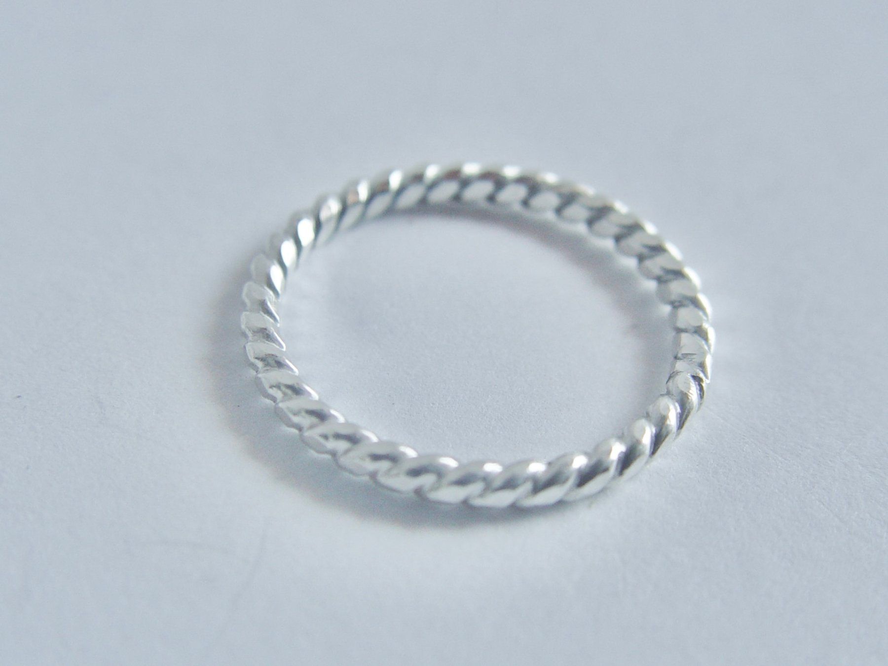 Ringe: Kordel-Ring aus Silber 925 – Gebraucht aus Henggart von gernli