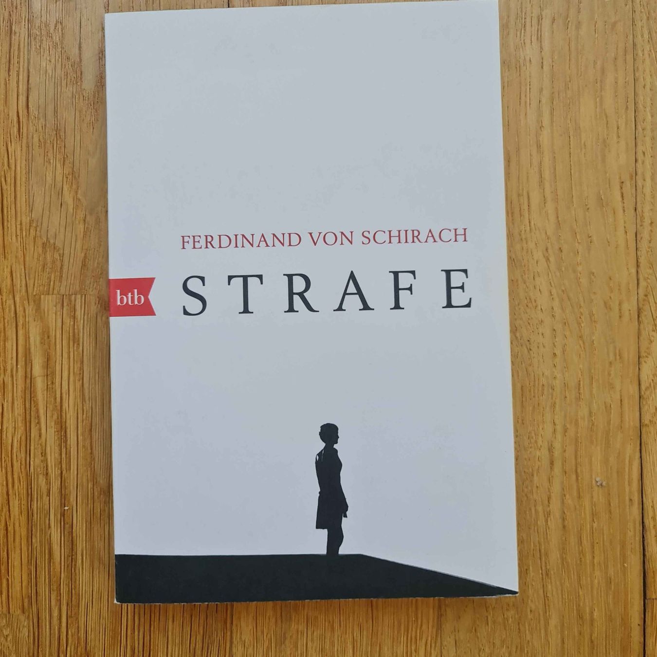 Libri: Ferdinand von Schirach, Strafe – Nuovo (secondo la descrizione) da Zürich venduto da derfish