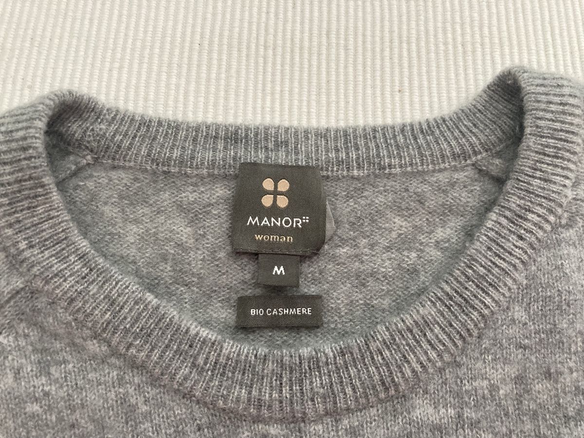 Manor Maglioni & Felpe: Damen Pullover Manor 100%  Bio Kaschmir hell-grau Gr. S/M – Usato da Stetten AG venduto da Hanya 3