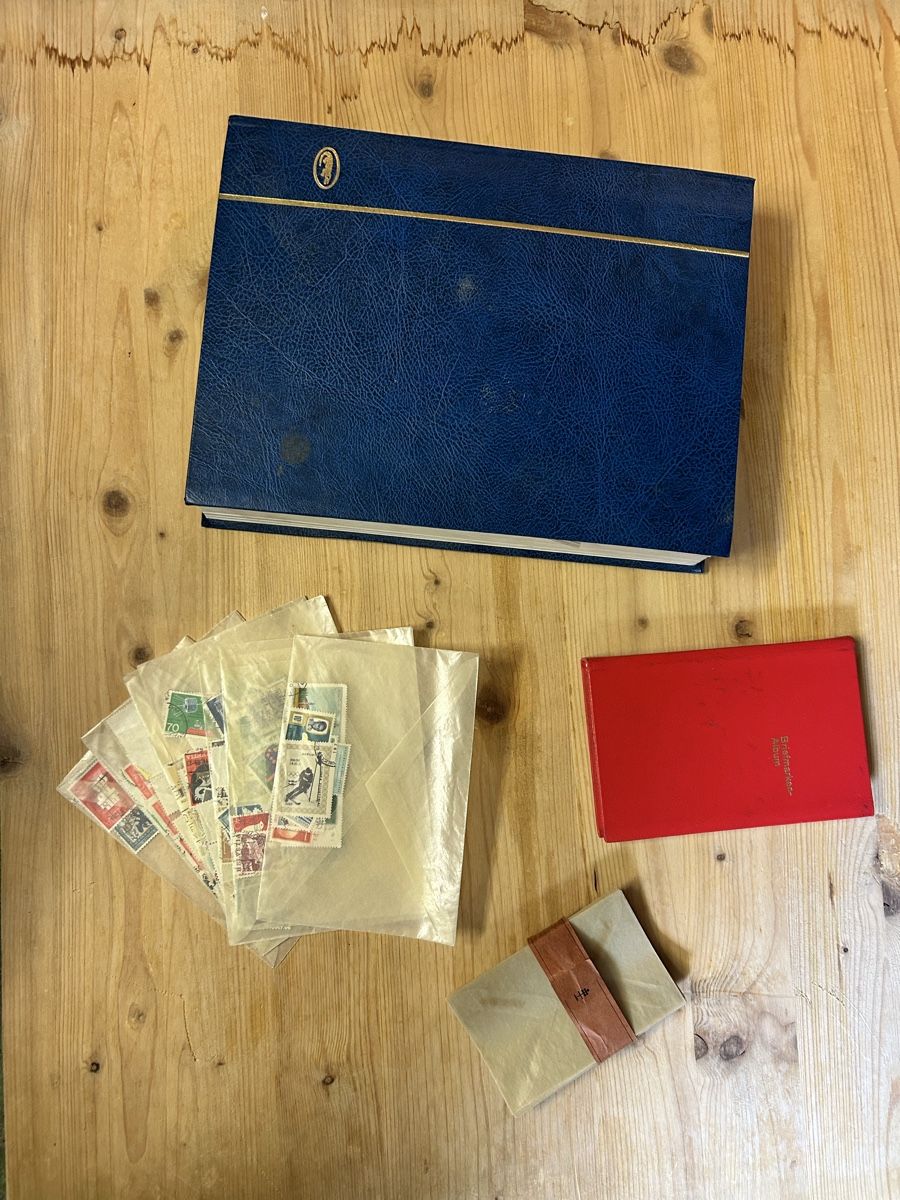 Alle Briefmarken: Briefmarken Album mit Sammlung  – Gebraucht aus Bremgarten b. Bern von Thermes