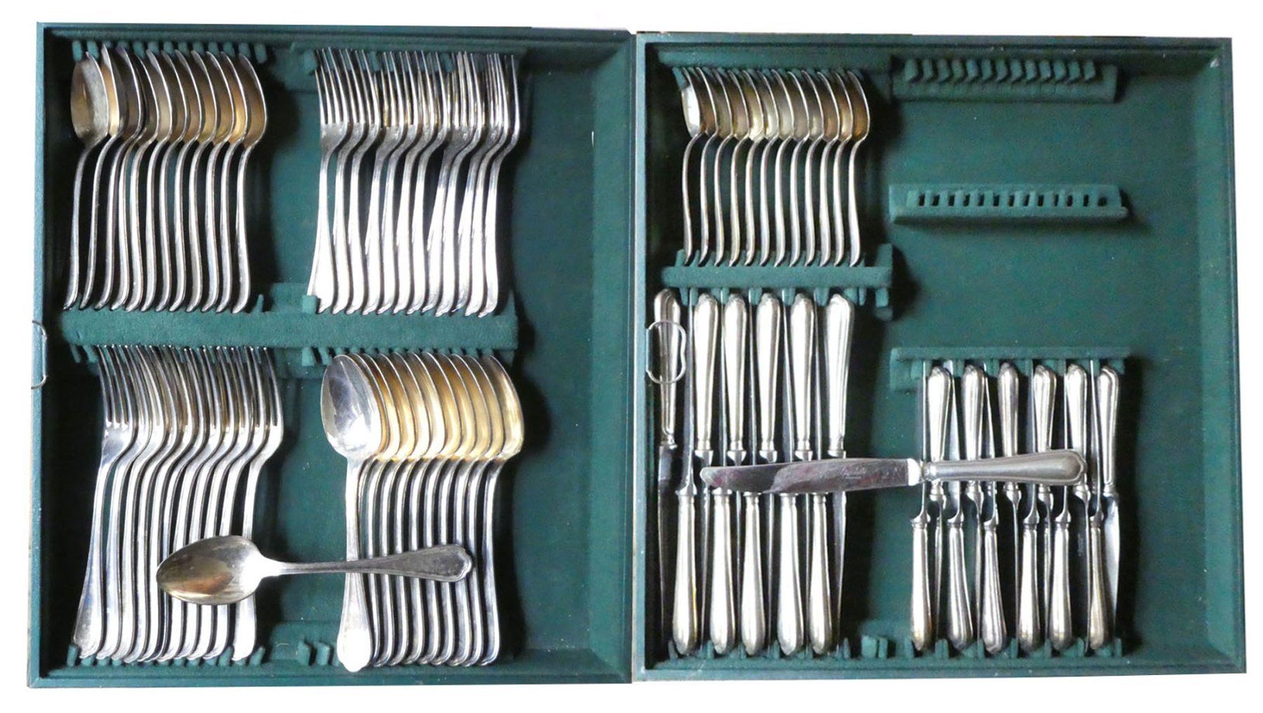 Christofle Set di posate: Silberbesteck / Couverts argentés – Usato da Champvent venduto da drucker26 1