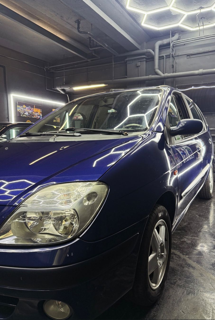 Renault Autos: Renault Mégane Scénic 2.0 Automat – D'occasion à Ebnat-Kappel par sab_wx29 2