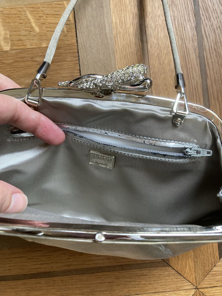 Escada Borse da donna: Rodo Abend Tasche Pochette, mit Escada Staubbeutel – Usato da Zürich venduto da einefreude 3
