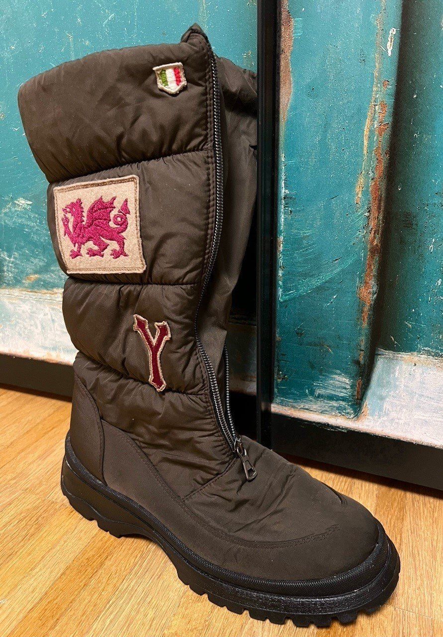 Scarpe da donna: Wasserdichte Damen Boots Grösse 40 – Usato da Zufikon venduto da h_s_8xnb