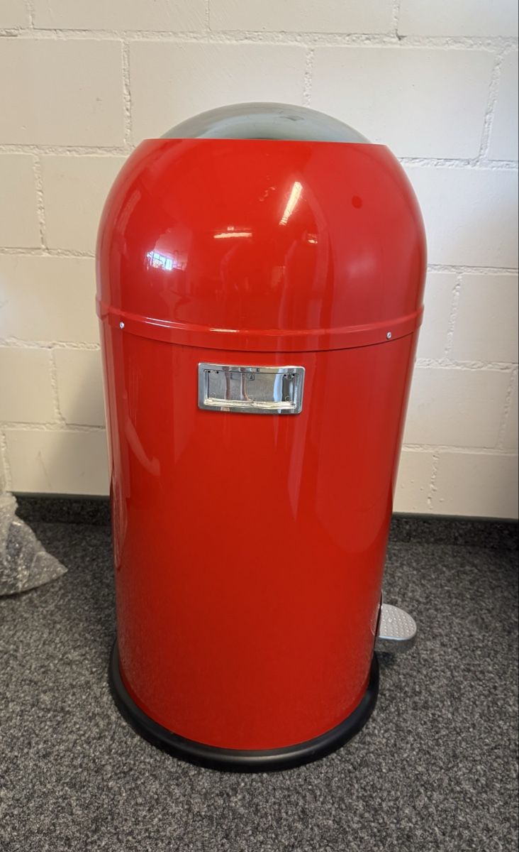 Wesco Cestini per rifiuti: Wesco Abfalleimer Kickmaster 33l – Usato da Volketswil venduto da CHEF2222 1