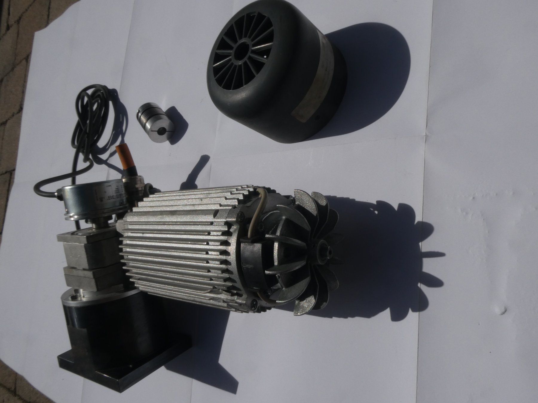 Mini  Motori: MiniMotor Getriebemotor – Usato da Fulenbach venduto da Hach0 4