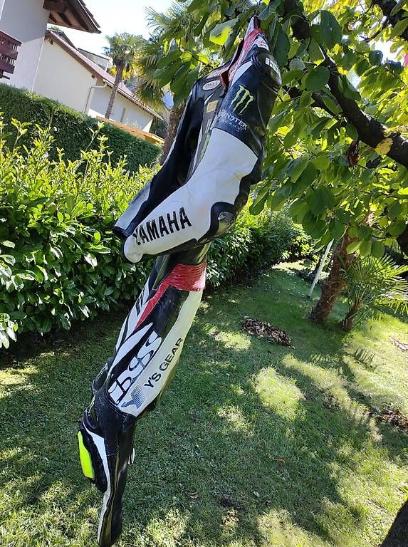 Completi: Tuta in pelle racing IXS KANGAROO – Usato da Contra venduto da urs.betschart 3