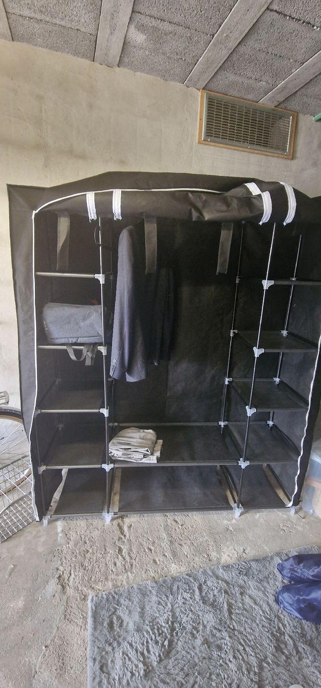 Armadi: faltschrank mit fächern und stange – Usato da Thal venduto da AnnaRamon 2