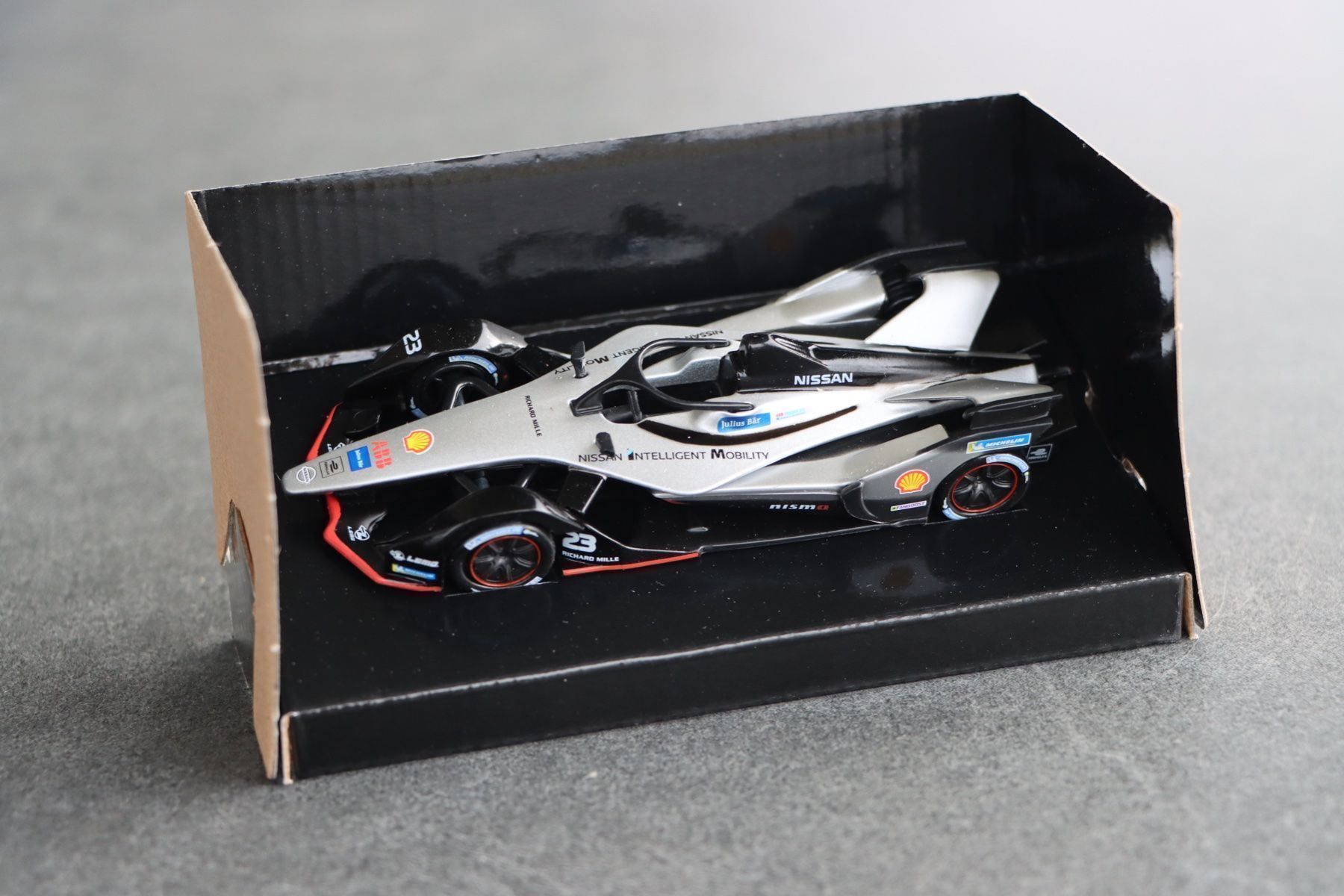 Voitures modèles: Nissan E.Dams Formula E Gen2 Car 1:43 – Neuf avec emballage d'origine à Bühl b.Aarberg par modelldiecast 3