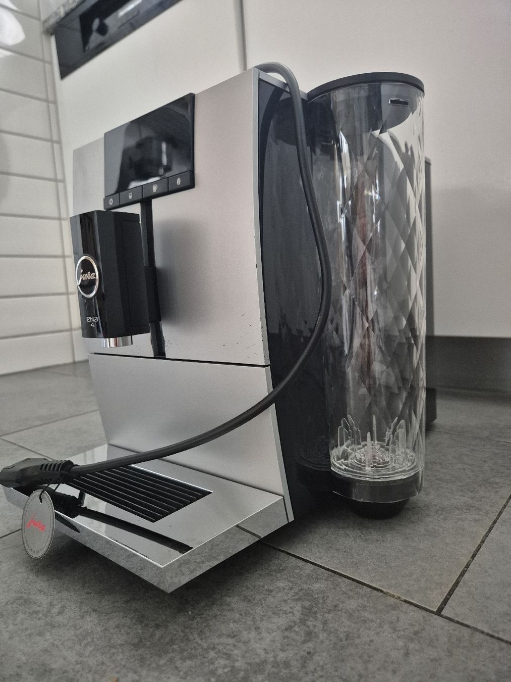 Jura Kaffeemaschinen & Espressomaschinen: Jura ENA 4 – Gebraucht aus Aesch BL von puerto02 1