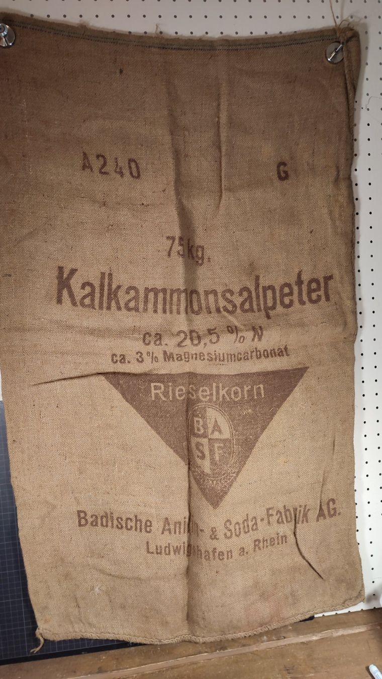Tessuti: Wunderschöner alter Jutesack Nr 7 Kalkammonsalpeter – Usato da Gelterkinden venduto da MYSTOREFORYOU4460 1