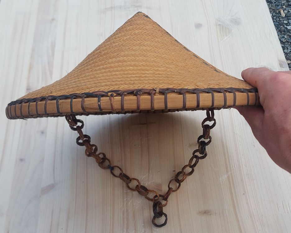 Asiatischer Strohhut Mit Kinnriemen - Traditioneller Vietnamesischer Bauernhut Für Outdoor & Reisen