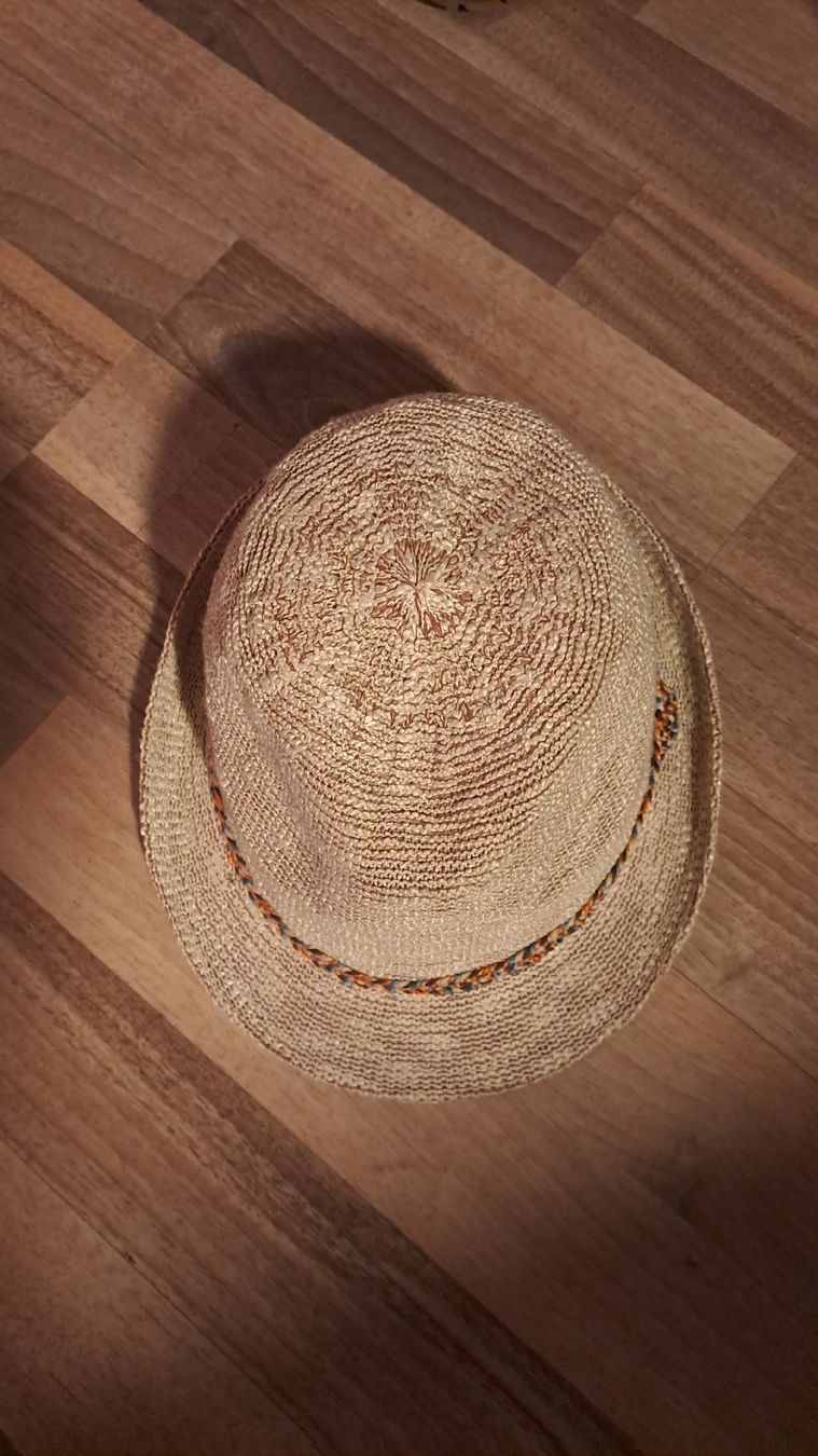 Zara Altro abbigliamento per bambino: Sonnenhut – Usato da gümmenen venduto da flower124