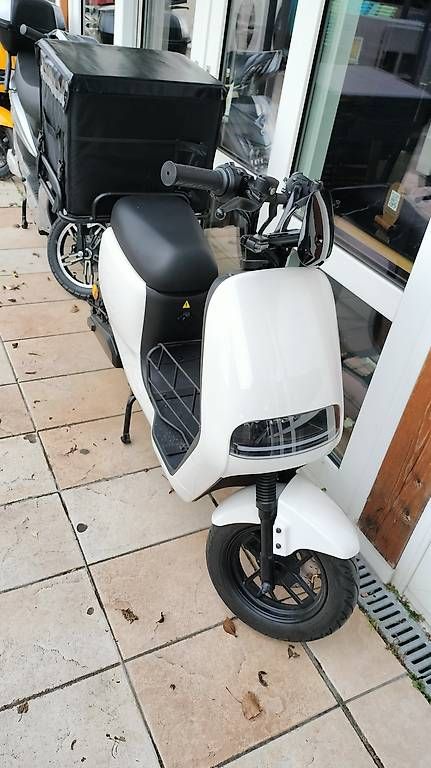 Scooters: Eletric scooter bike – Gebraucht aus Dietikon von air_dy5b 2